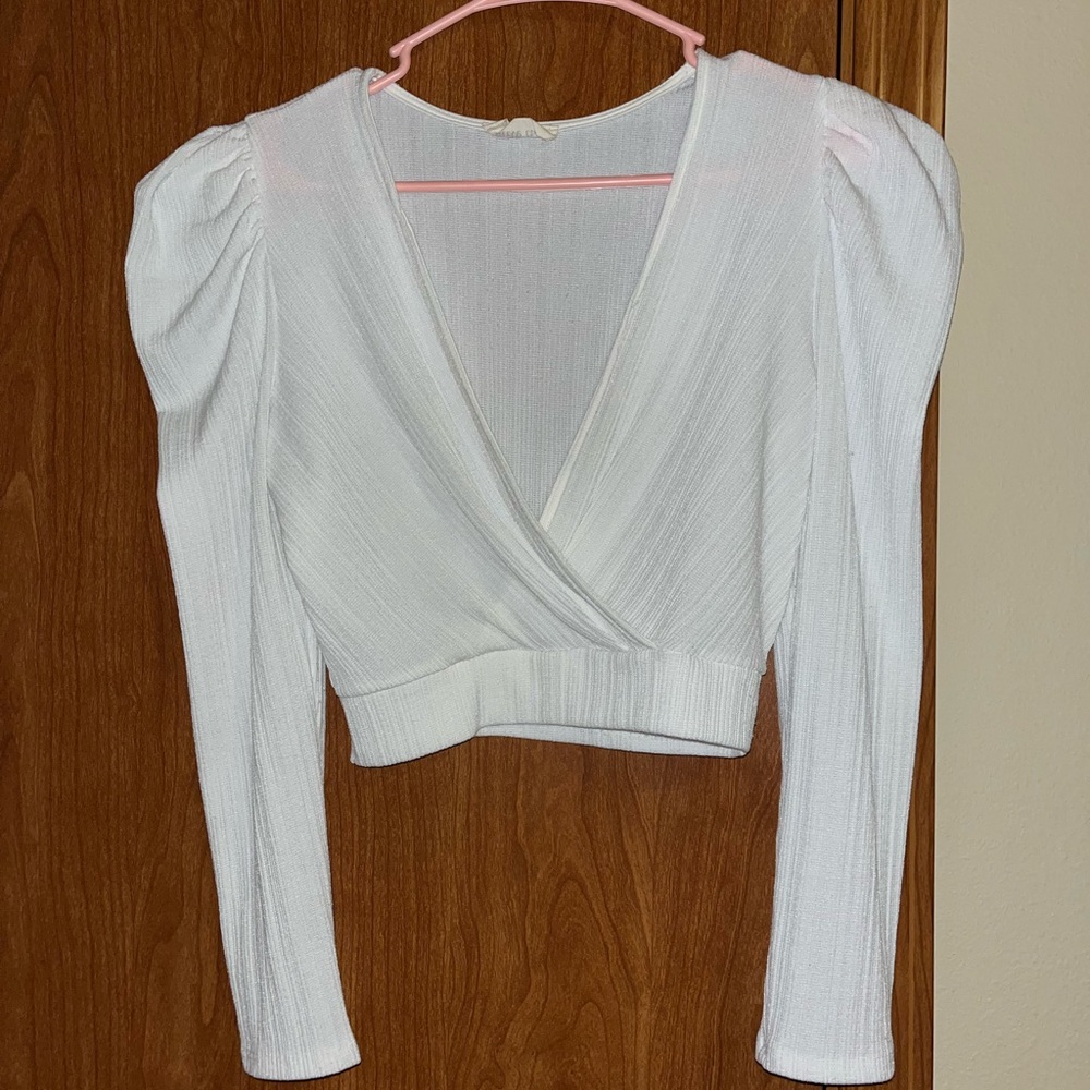 White long sleeve blouse